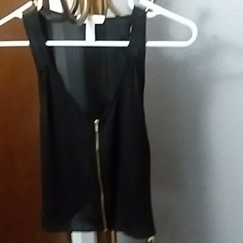 Black crop top